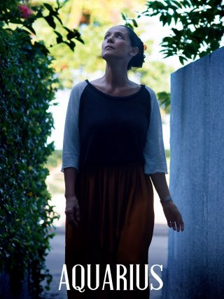 Locandina di Aquarius (2017)