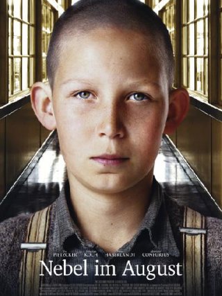 Locandina di Fog in August (2016)