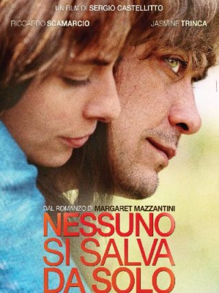 Locandina di Nessuno si salva da solo (2015)